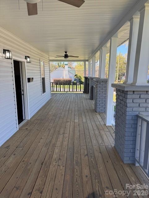 806 4th Street Drive Property Photo 4
