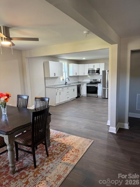 806 4th Street Drive Property Photo 9