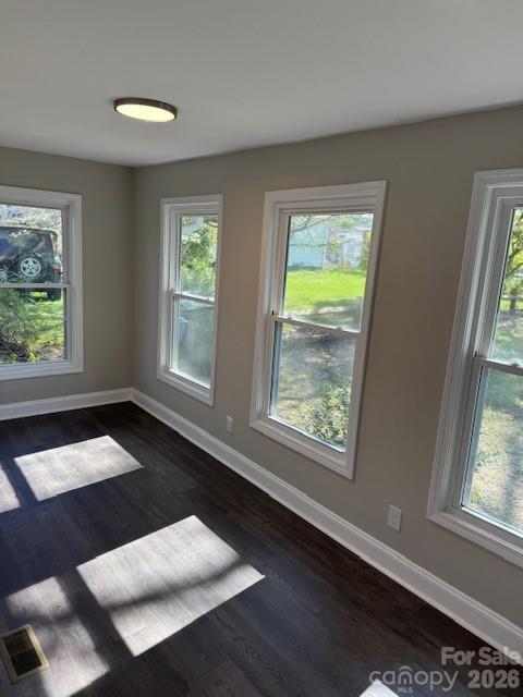 806 4th Street Drive Property Photo 14