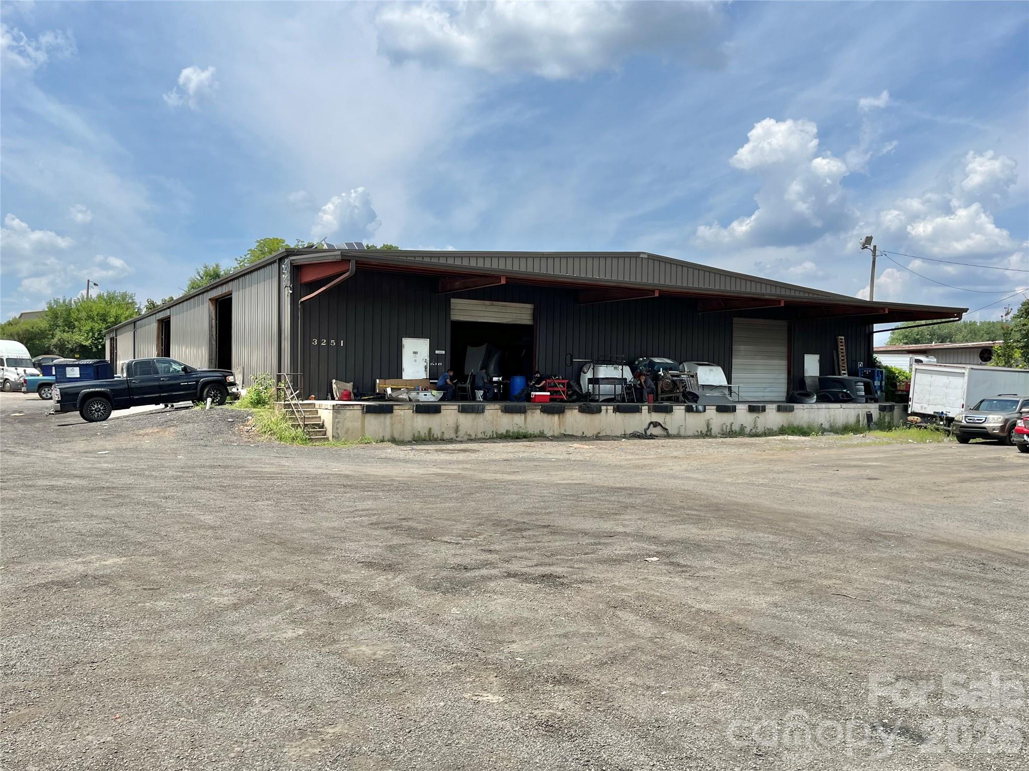 3251 Robinson Circle Property Photo 1