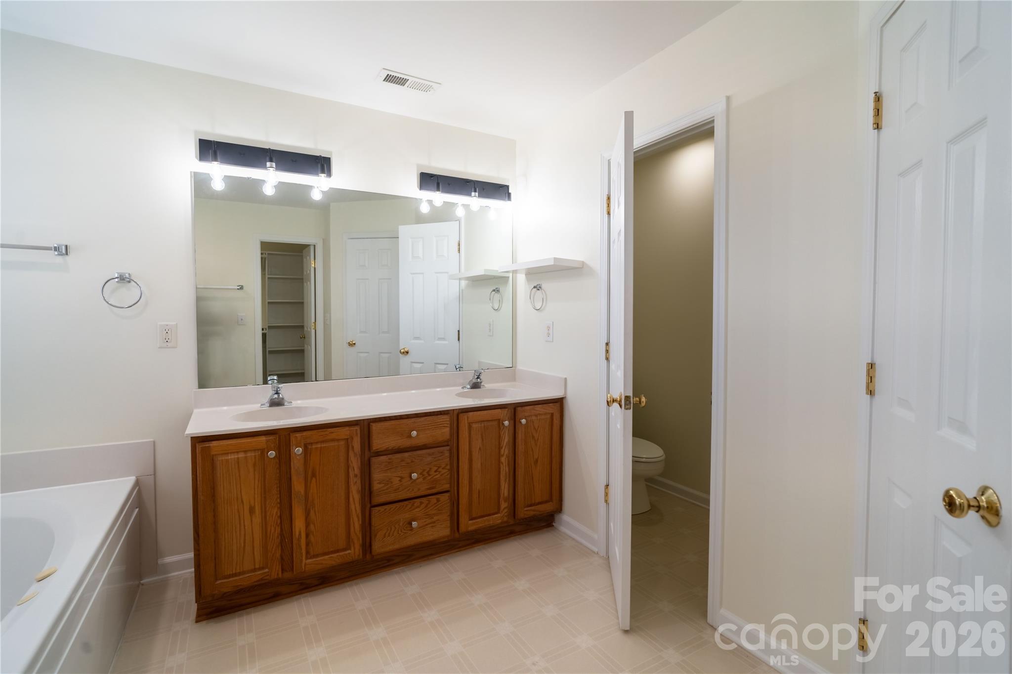 16905 Laureate Road 16 Property Photo 21