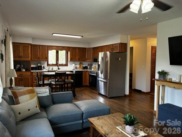 133 Ambria Drive Property Photo 6