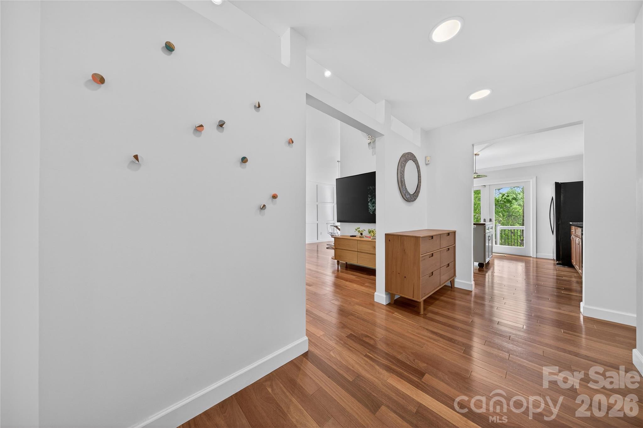 16118 Tana Tea Circle Property Photo 3