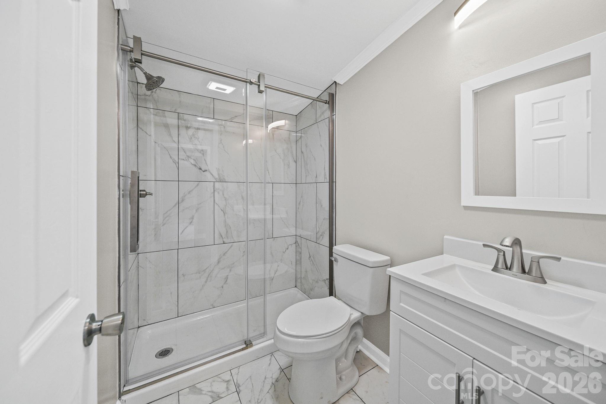 8592 Amanda Lane Property Photo 10