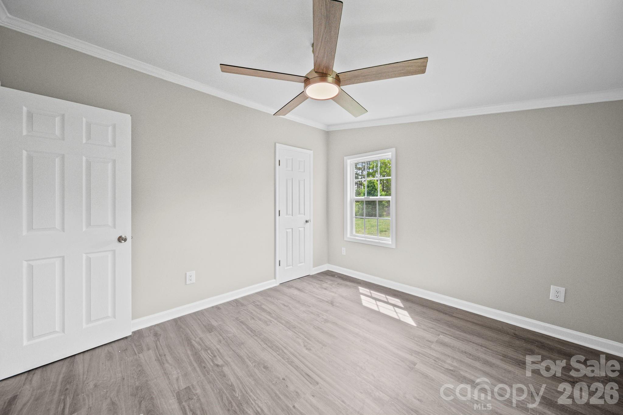 8592 Amanda Lane Property Photo 12
