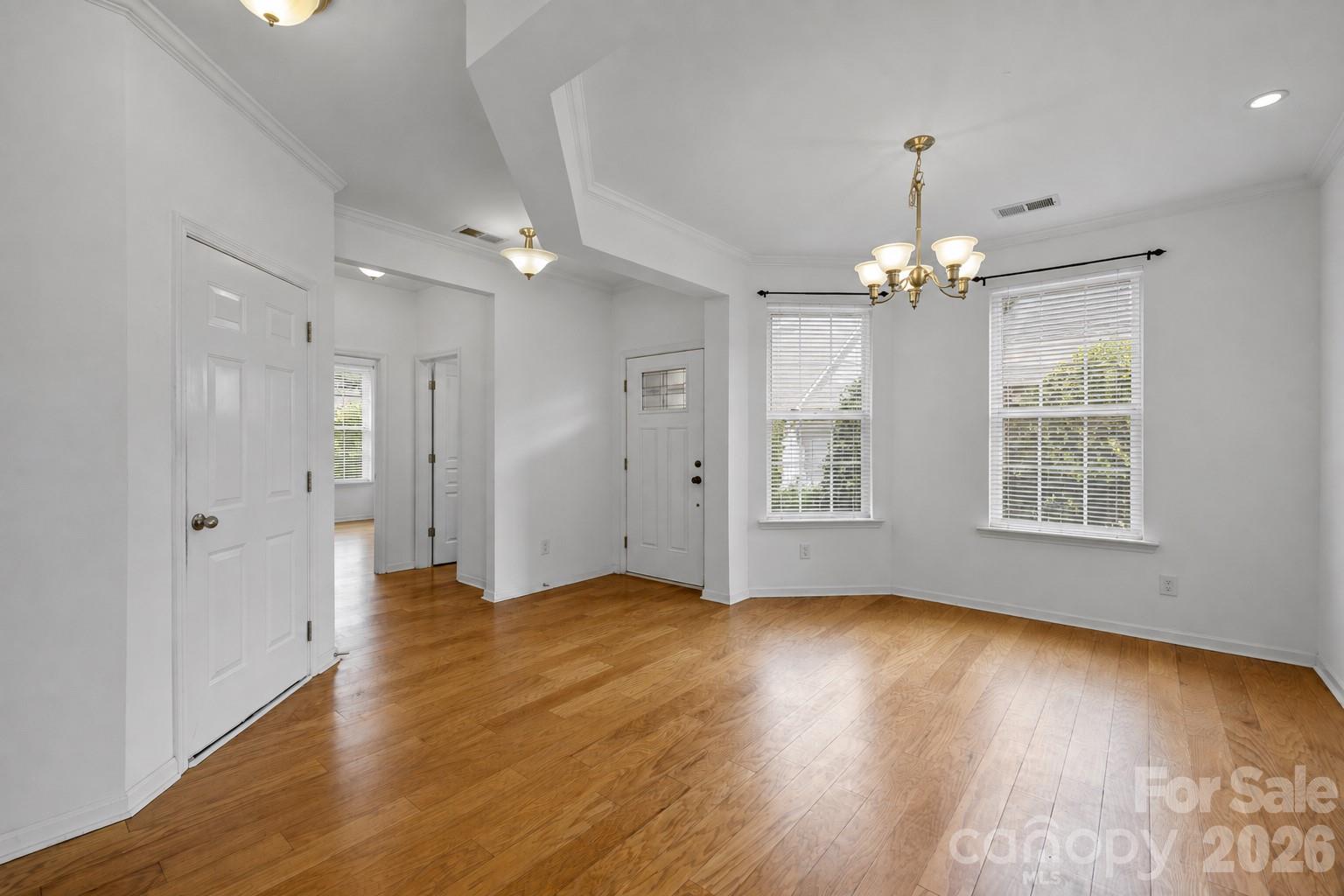 4418 Forest Gate Lane Property Photo 6