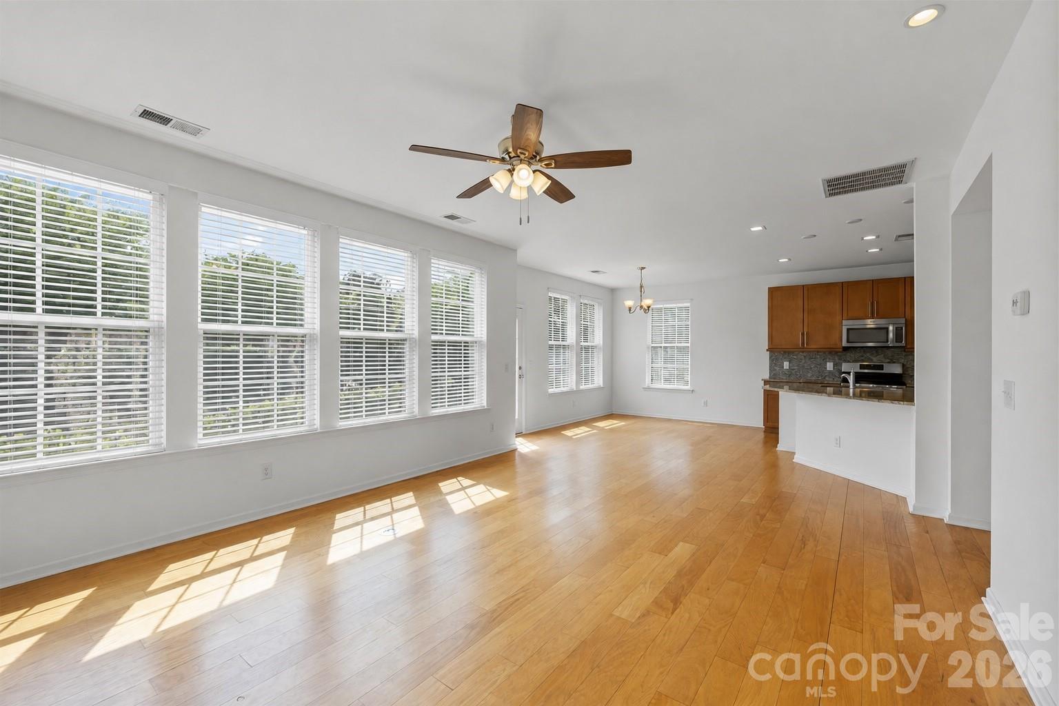 4418 Forest Gate Lane Property Photo 18