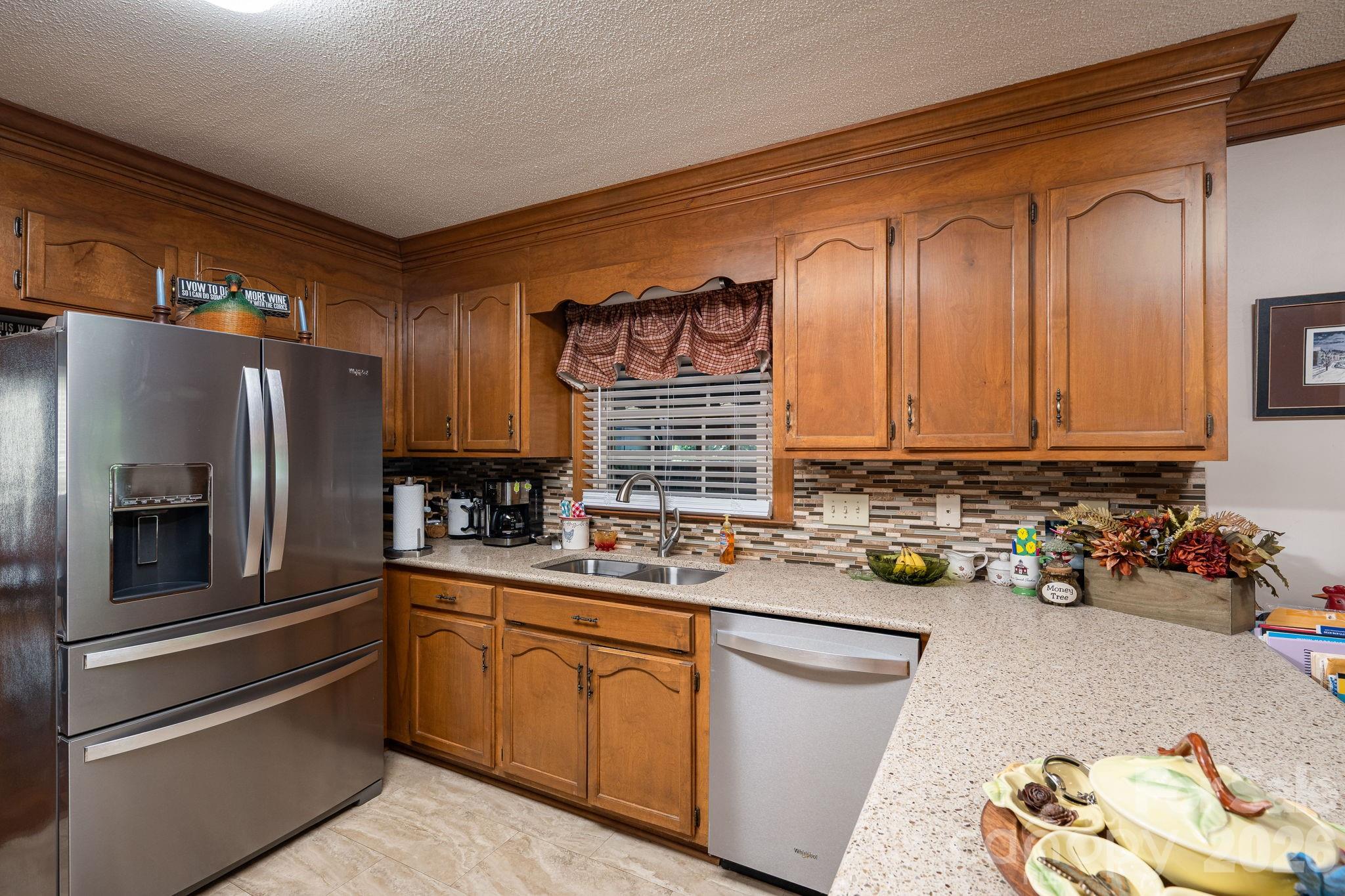 1520 Stableview Drive Property Photo 15
