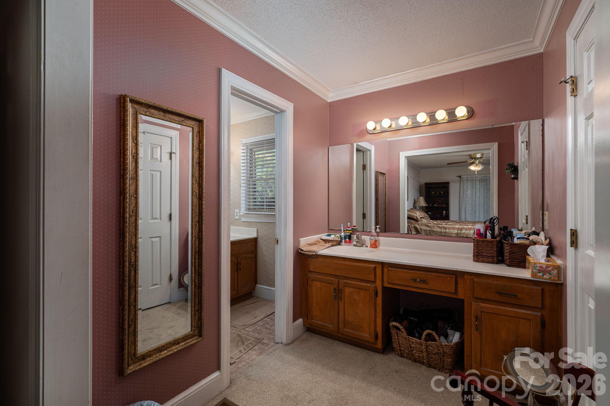 1520 Stableview Drive Property Photo 21