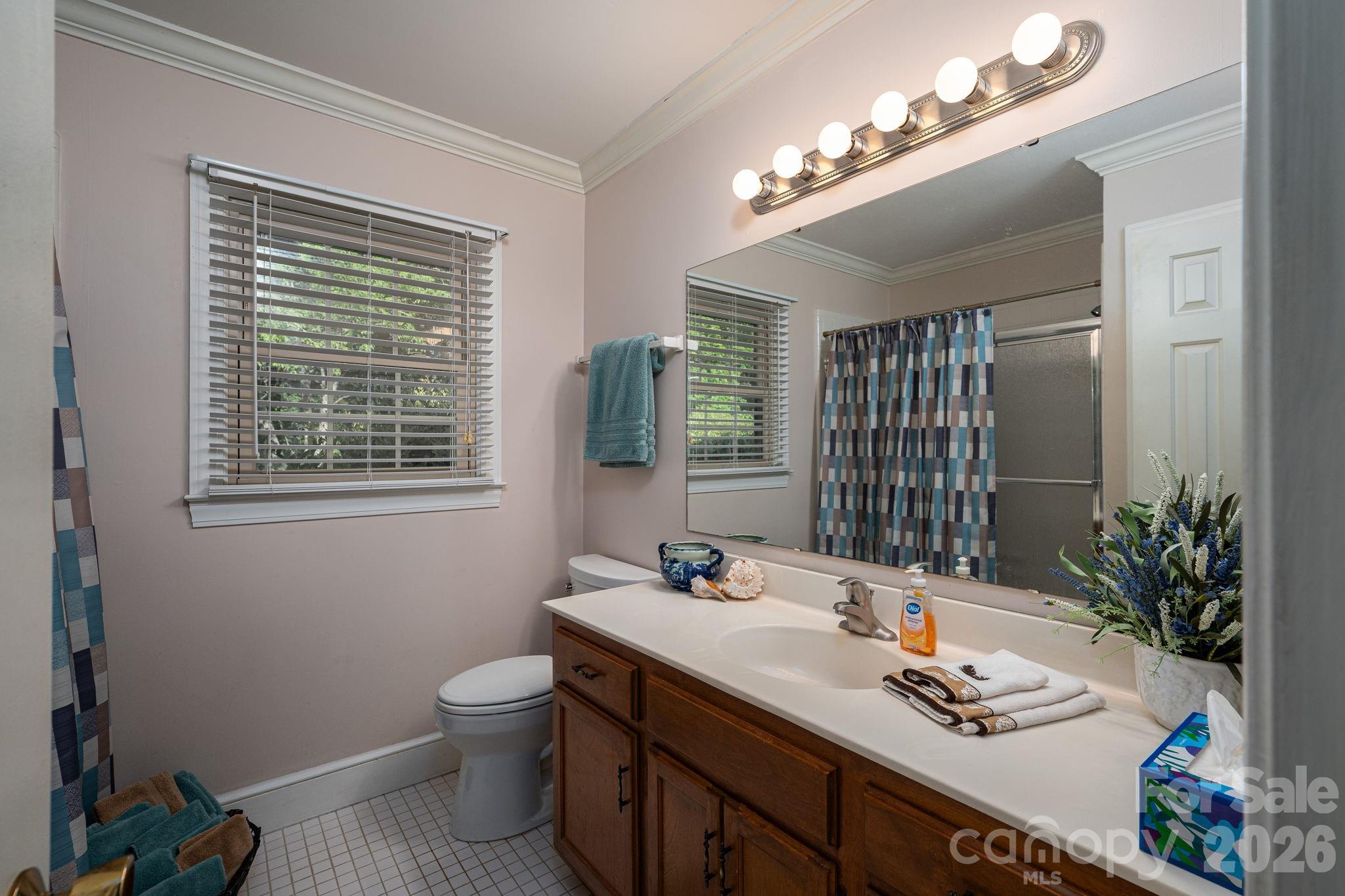 1520 Stableview Drive Property Photo 29