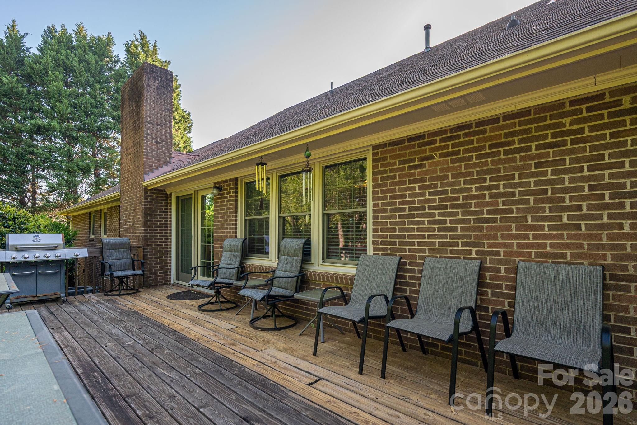 1520 Stableview Drive Property Photo 32