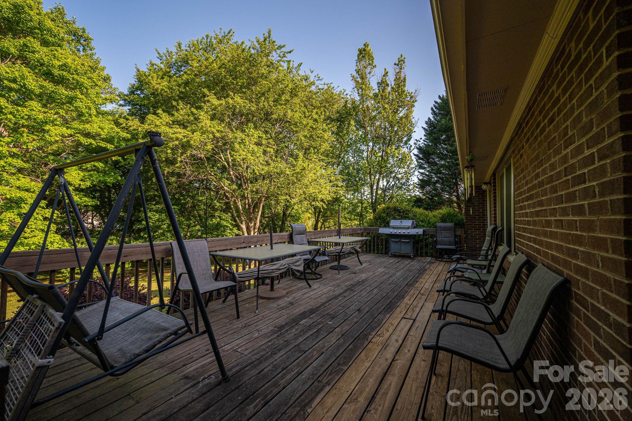 1520 Stableview Drive Property Photo 33