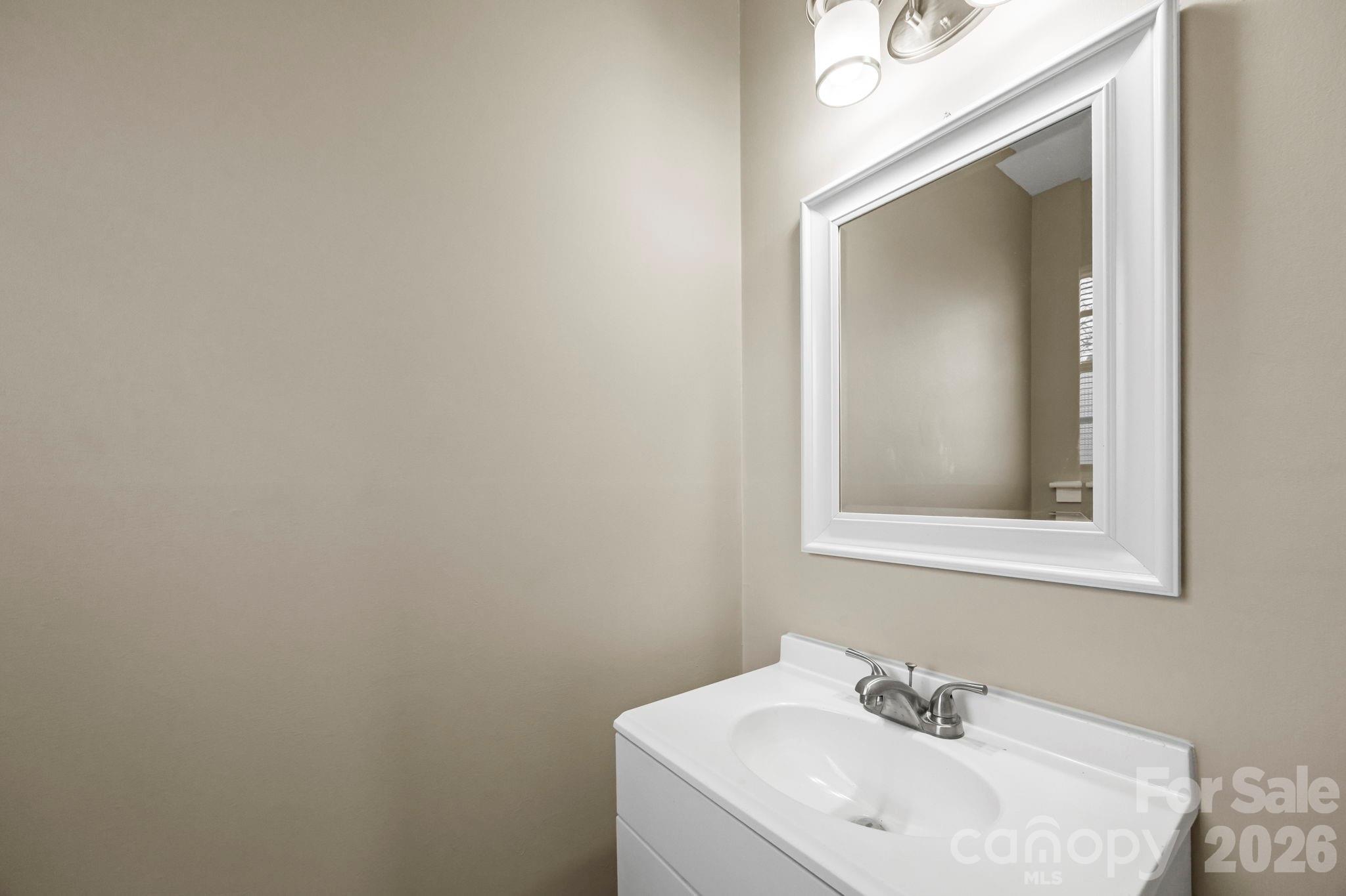 219 Dixon Drive Property Photo 11
