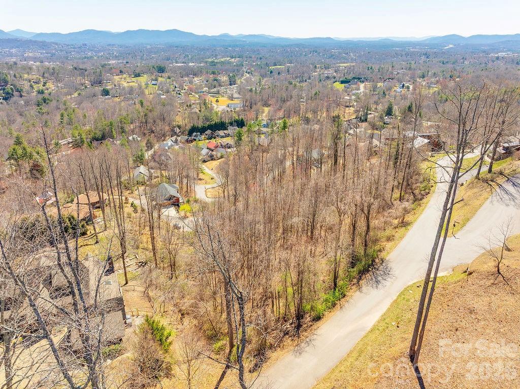 61 Ben Lippen School Road Property Photo 6