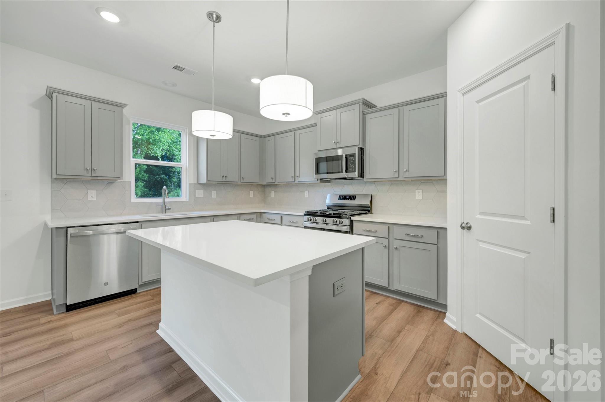 1317 Fremont Drive Property Photo 12