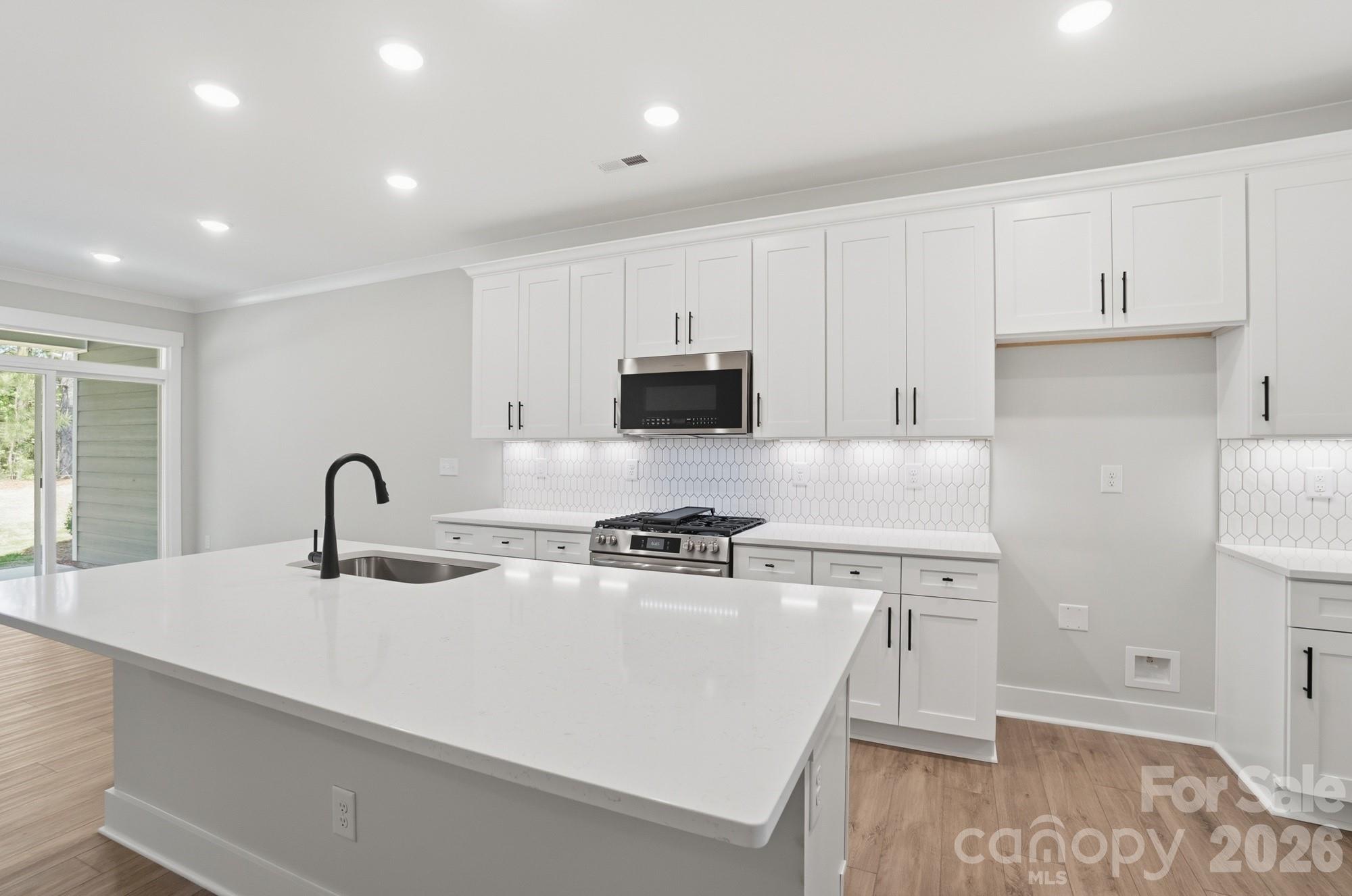 207 Viburnum Road Property Photo 16