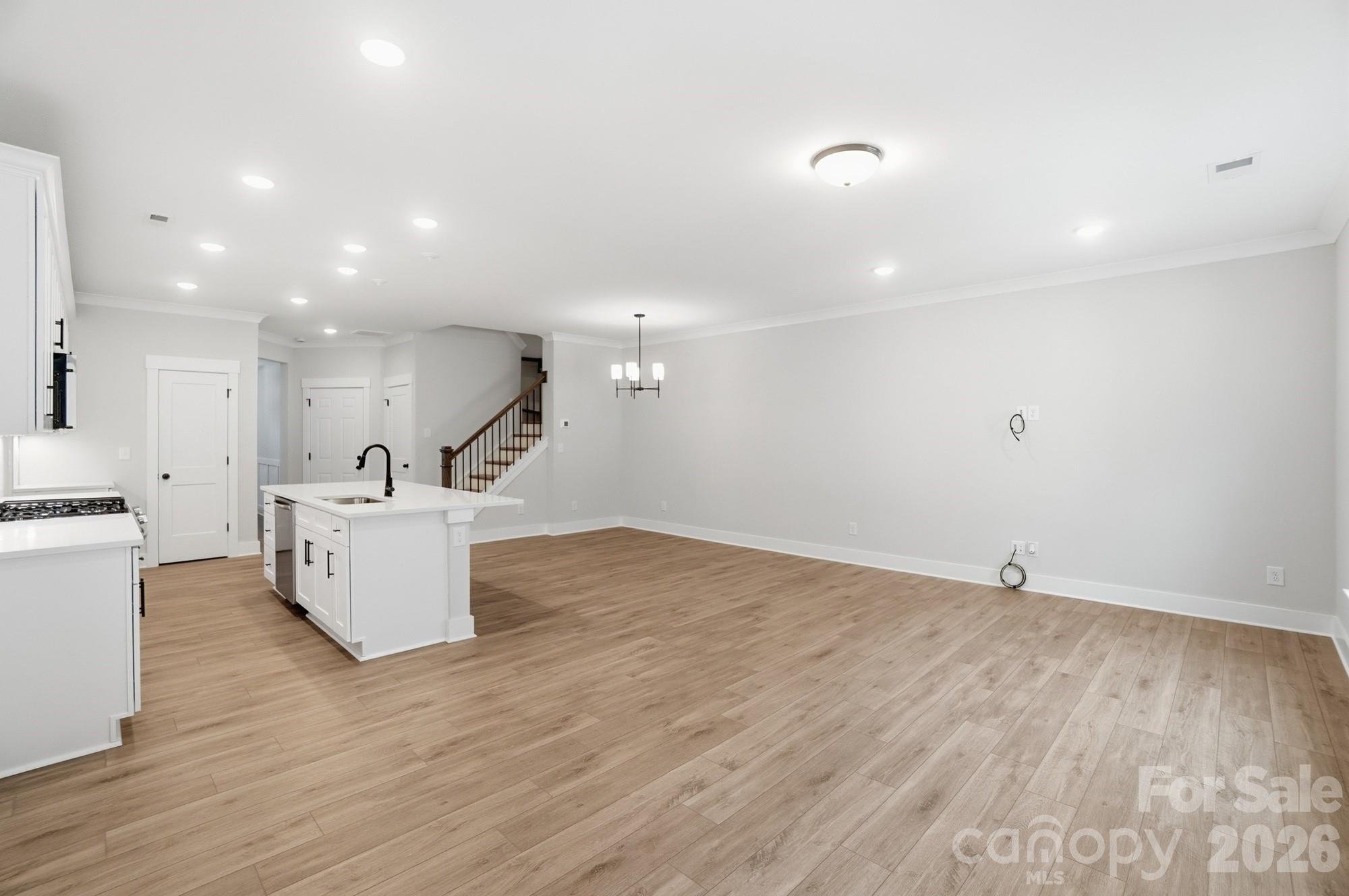 207 Viburnum Road Property Photo 22