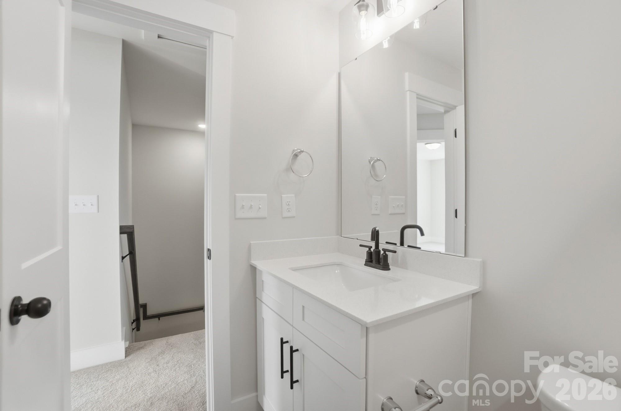 207 Viburnum Road Property Photo 41