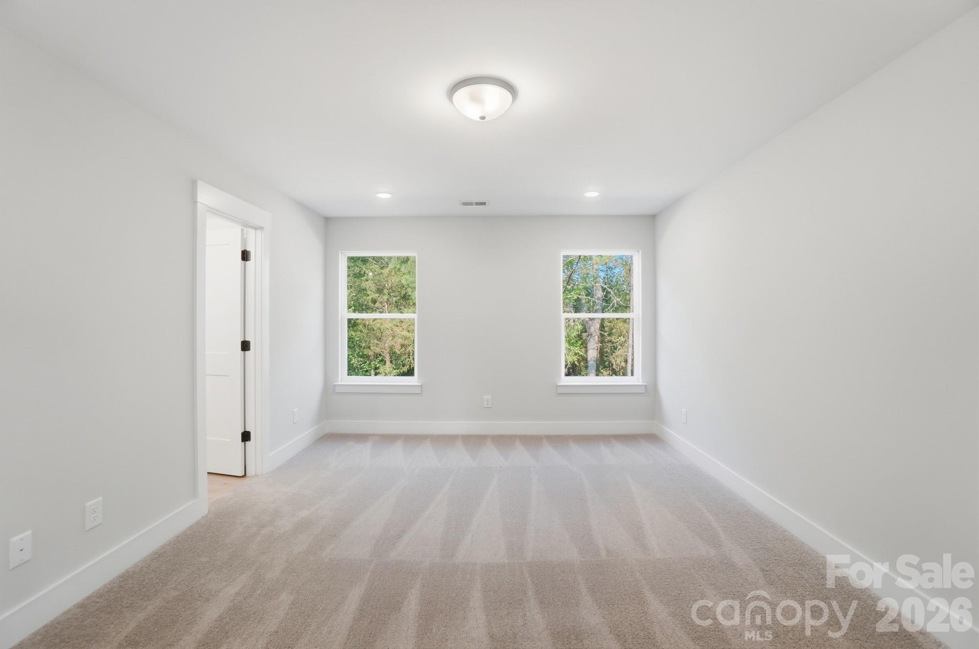 211 Viburnum Road Property Photo 28