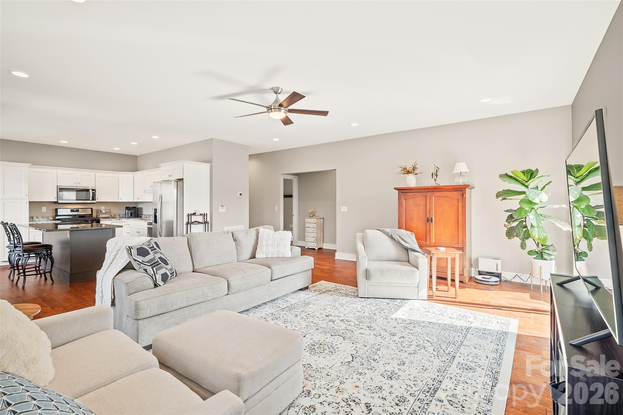 223 River Breeze Lane Property Photo 8