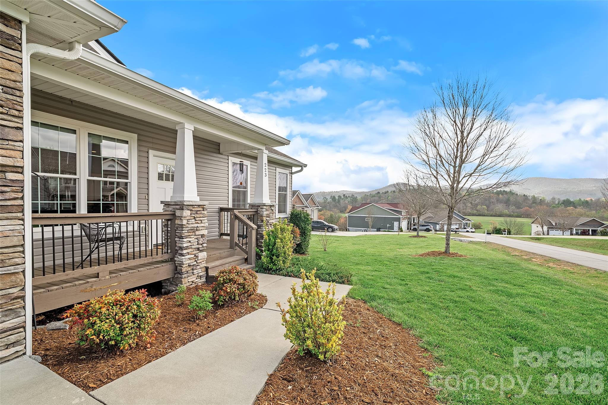 223 River Breeze Lane Property Photo 27