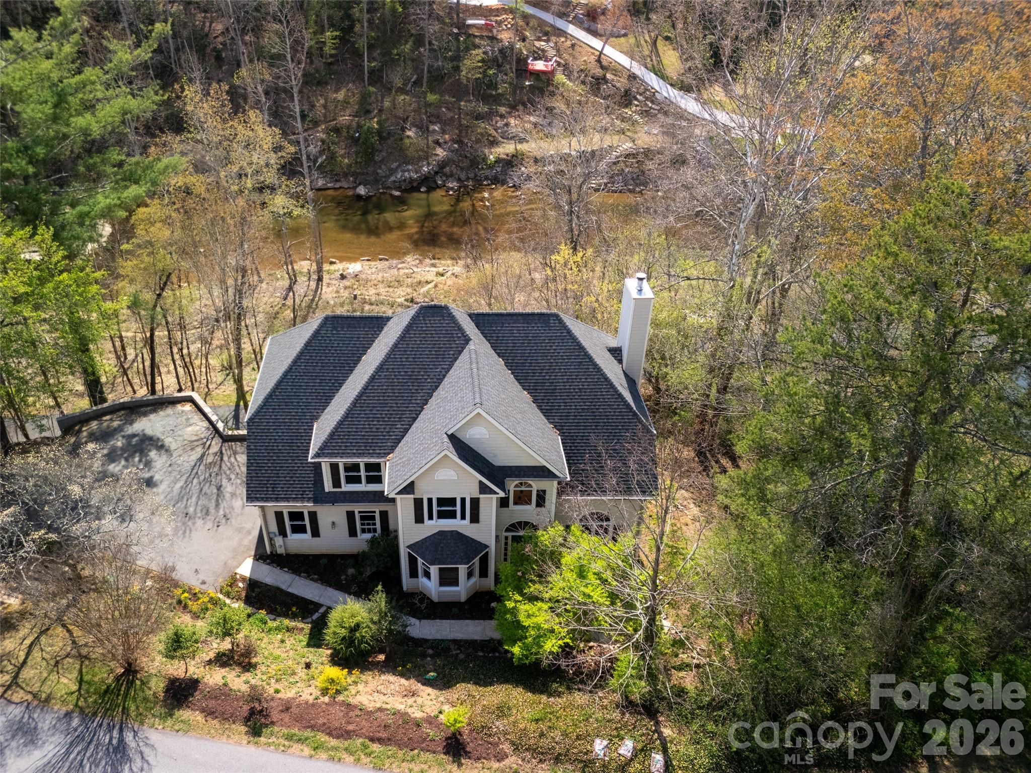 39 Eastmoor Drive Property Photo 2