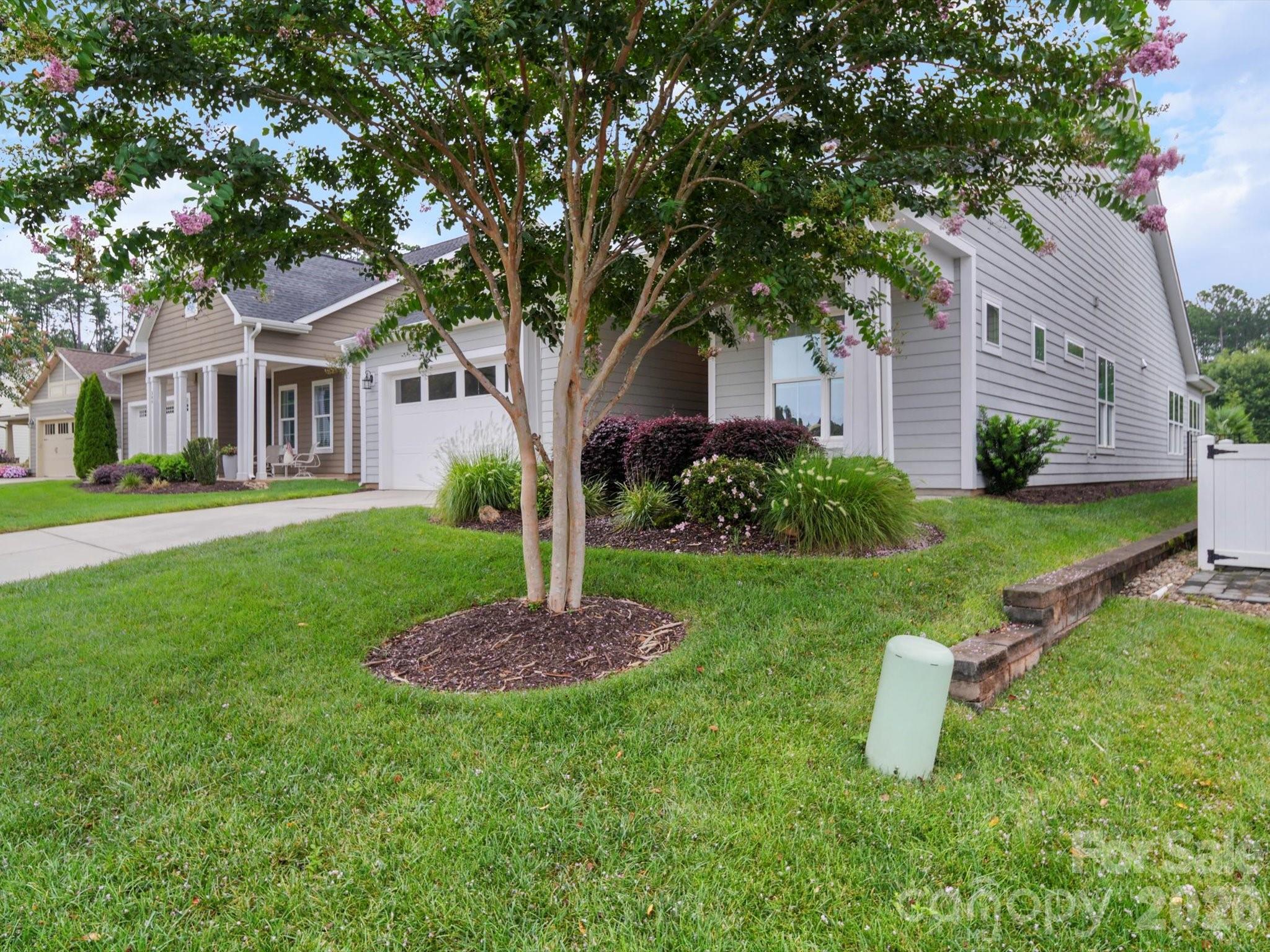 253 Stone Mountain Way Property Photo 16