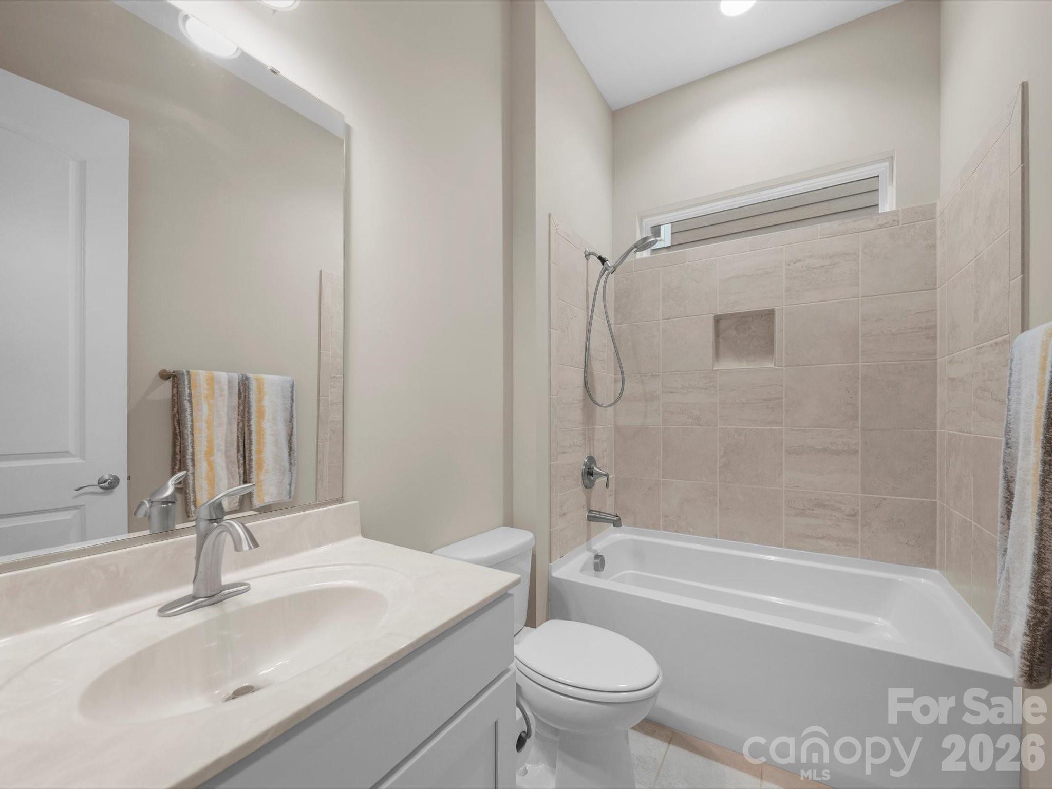 253 Stone Mountain Way Property Photo 17