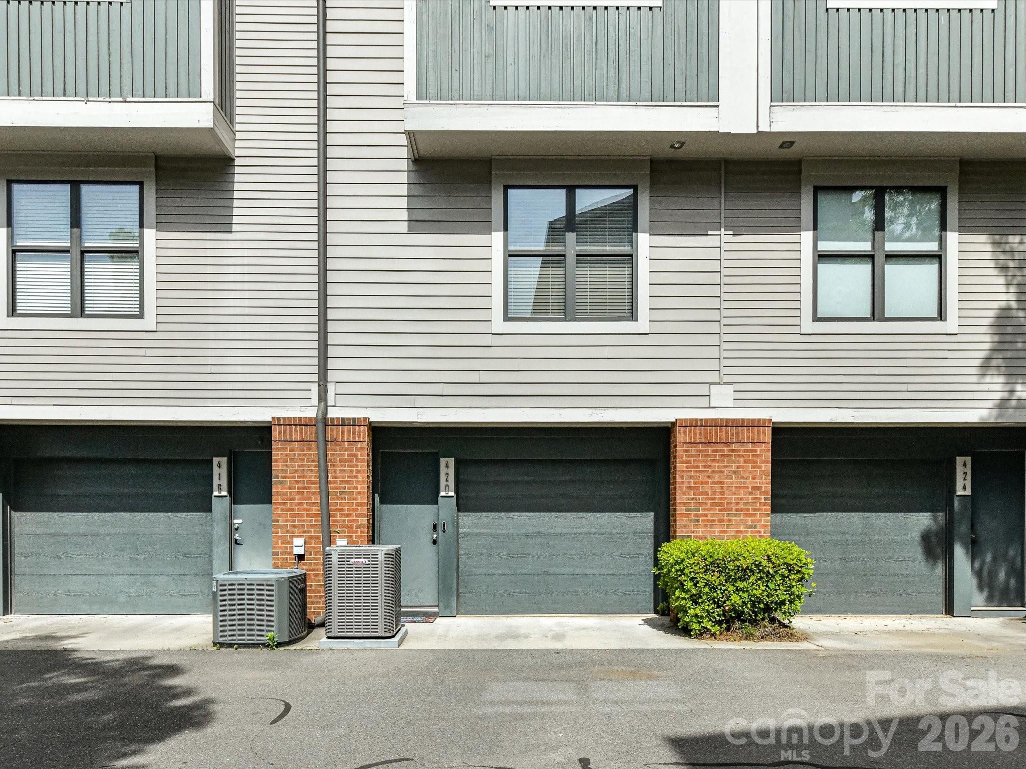 420 N Mcdowell Street Property Photo 29