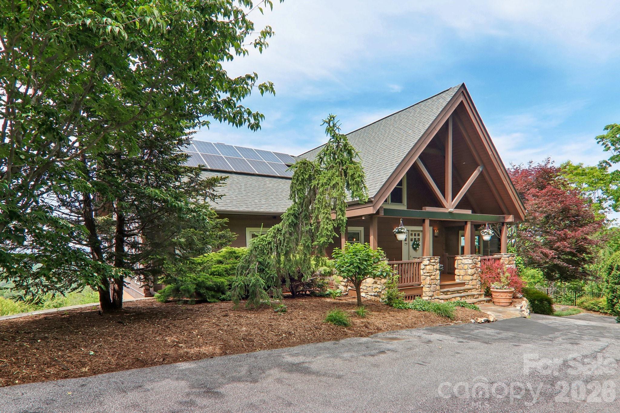1072 Corsica Lane Property Photo 3