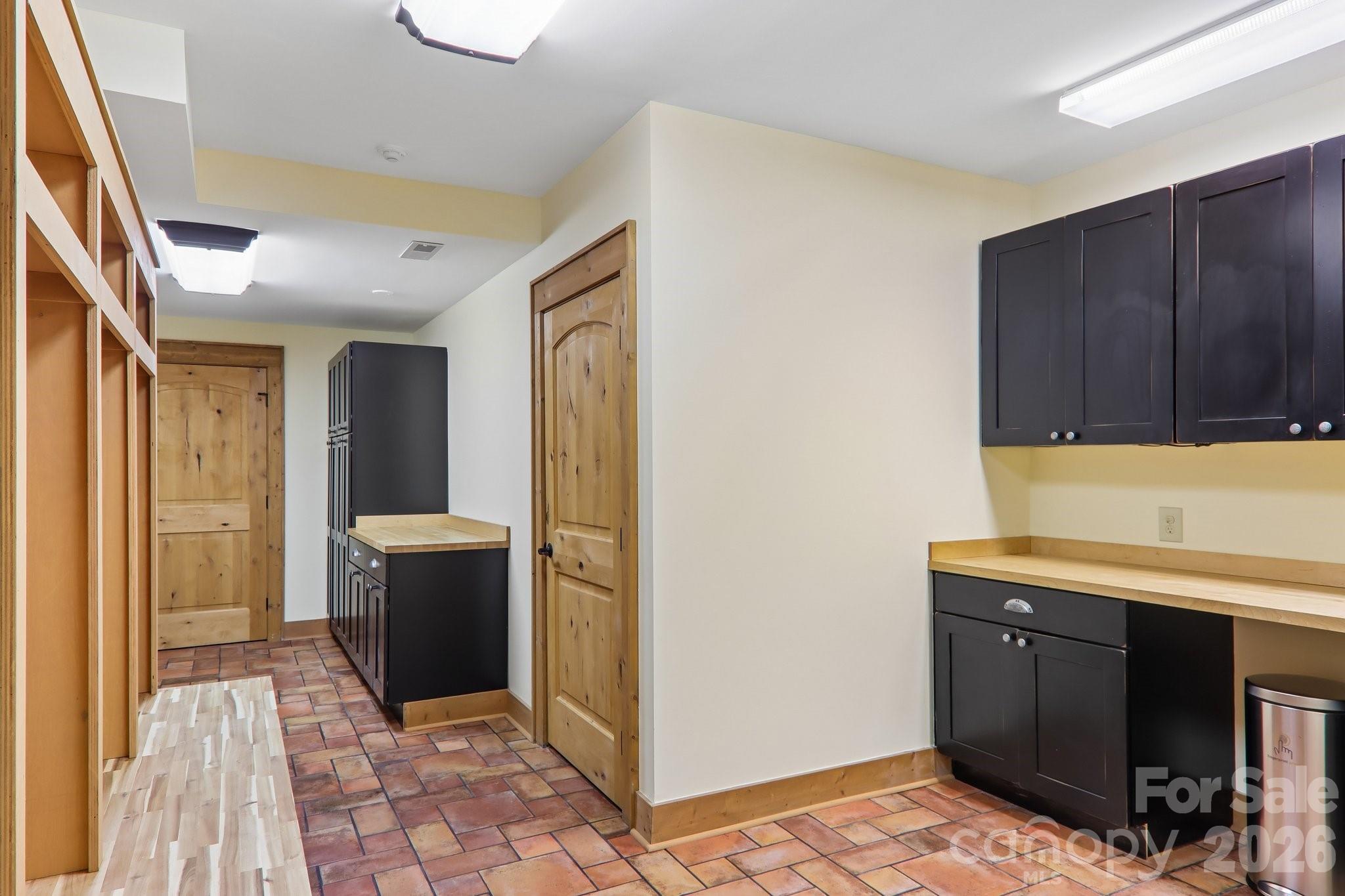 1072 Corsica Lane Property Photo 35
