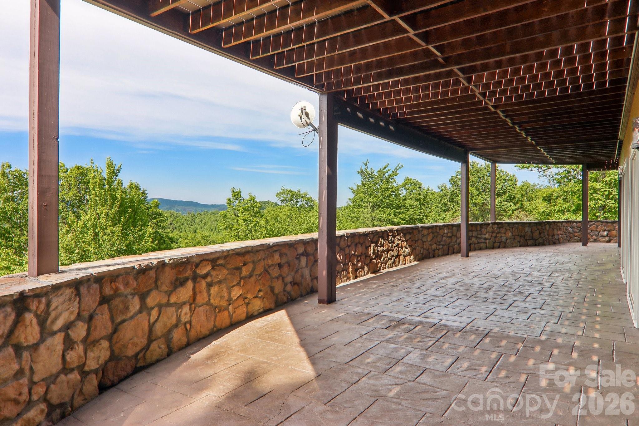 1072 Corsica Lane Property Photo 40