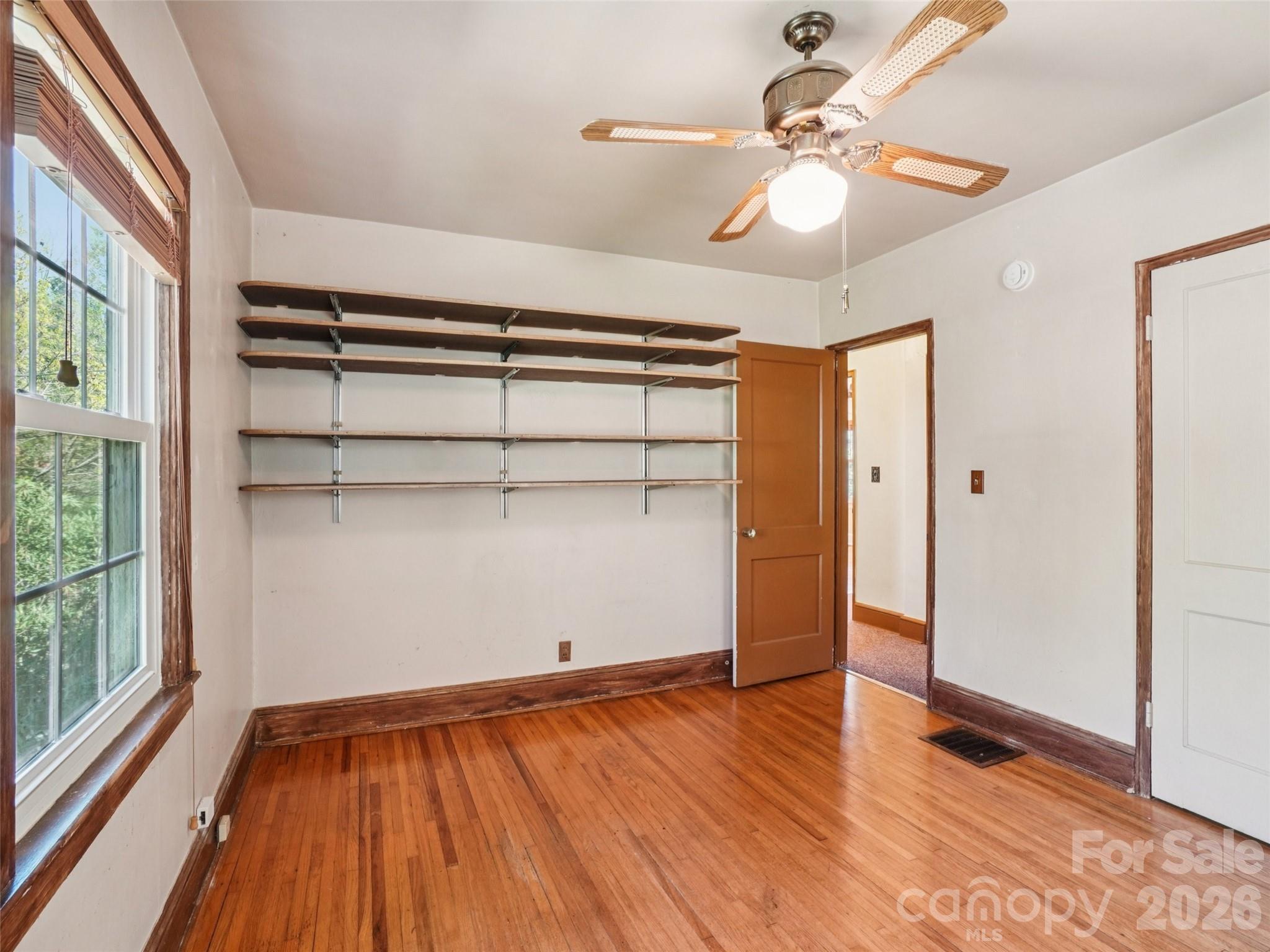 28 Kensington Drive Property Photo 22