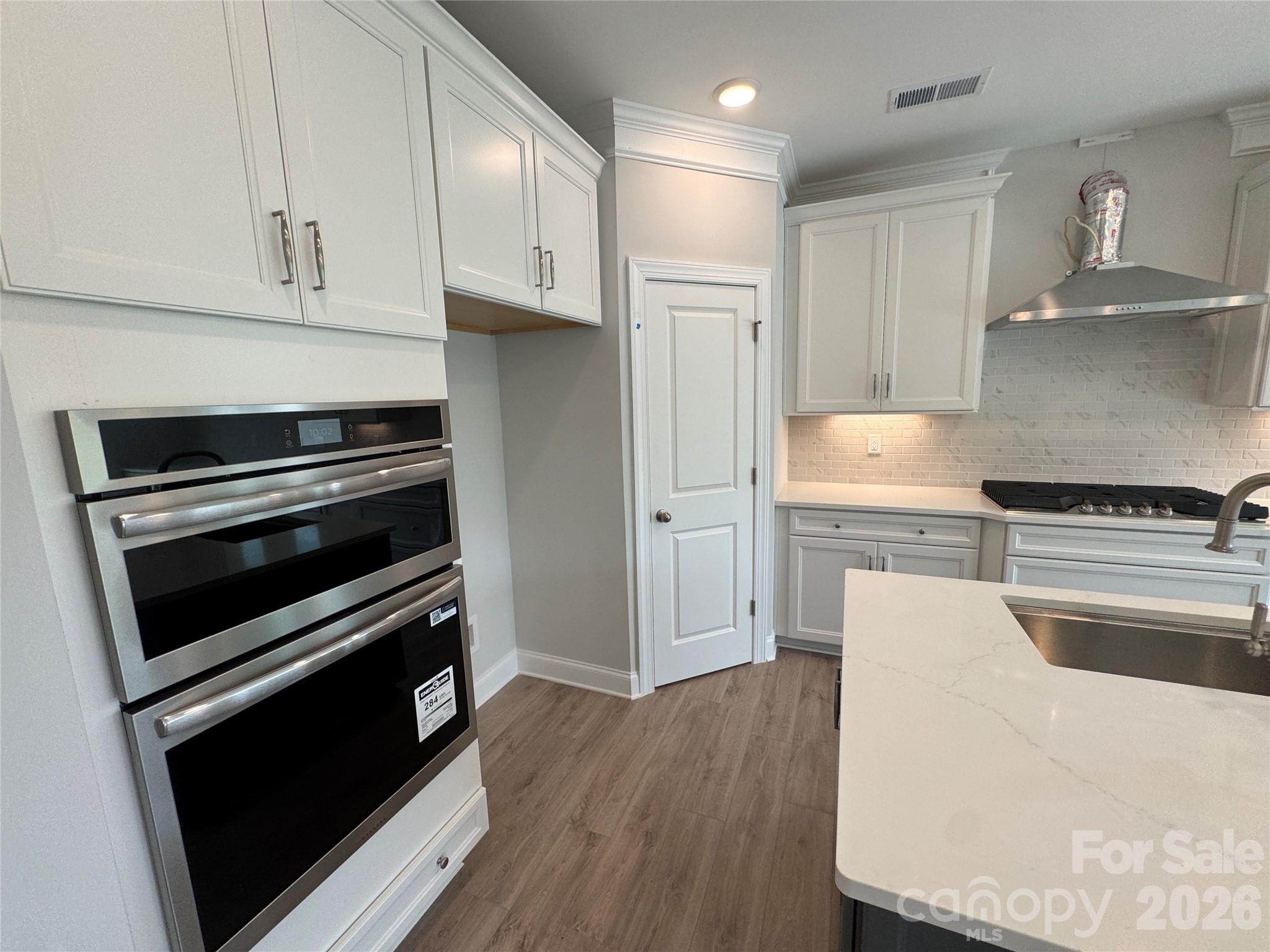8684 Acadia Parkway Property Photo 11