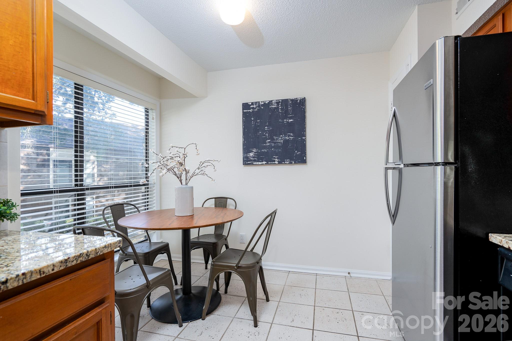 7309 Winery Lane Property Photo 6