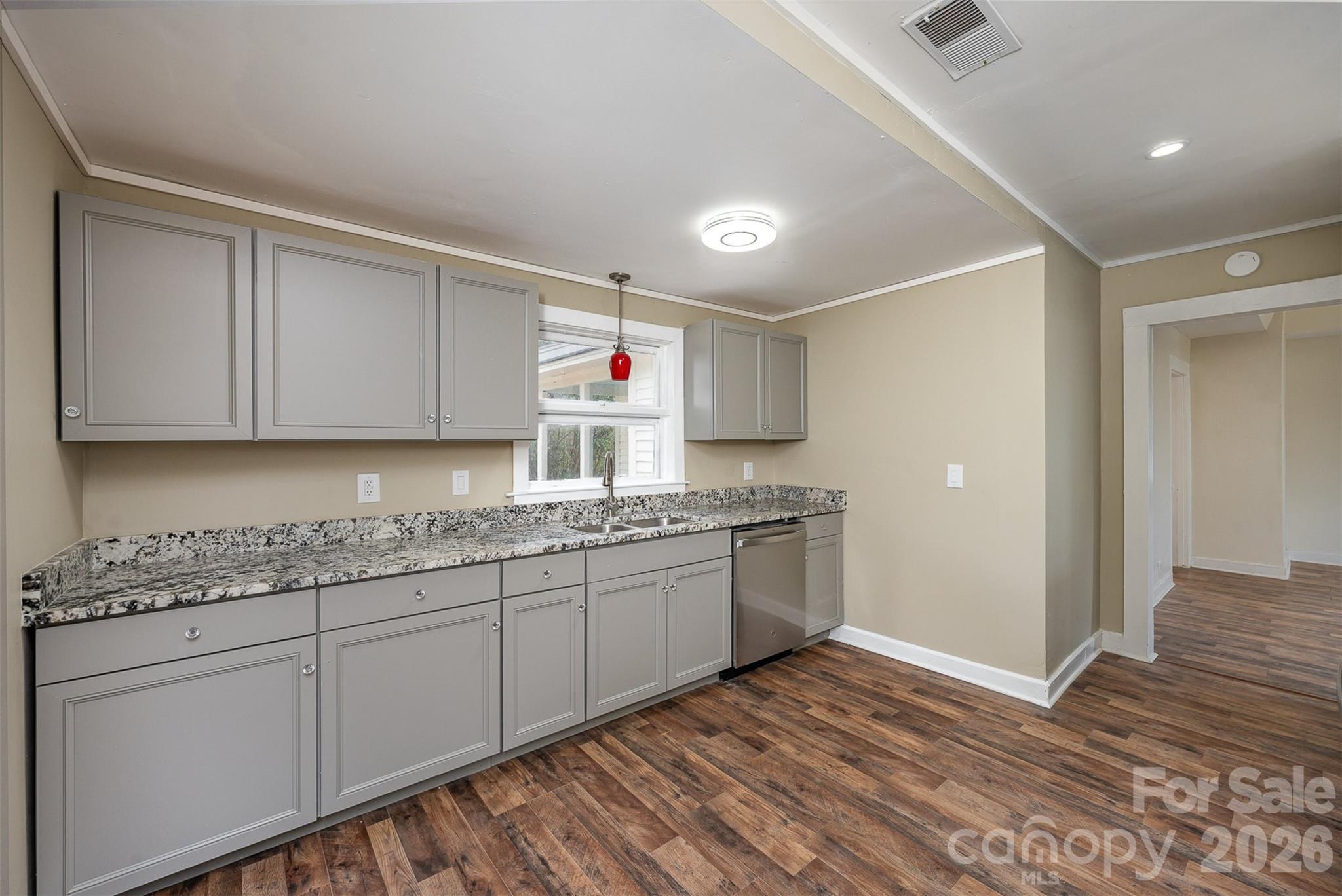 502 W Allenton Street Property Photo 16
