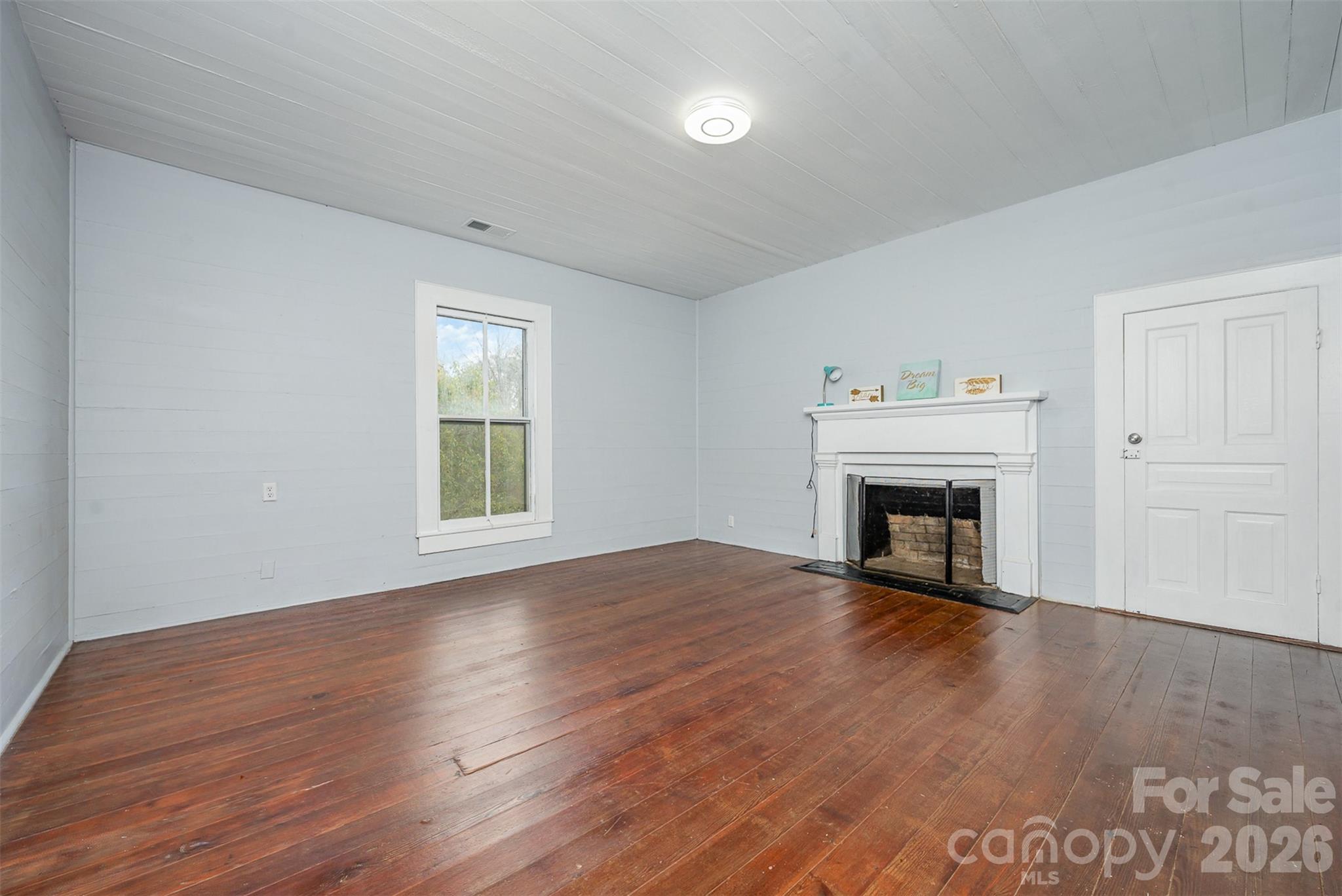 502 W Allenton Street Property Photo 28