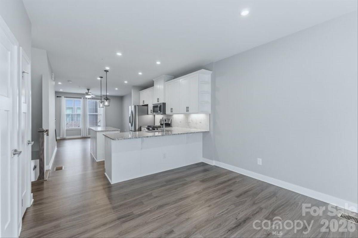 119 Music Hall Way Property Photo 4