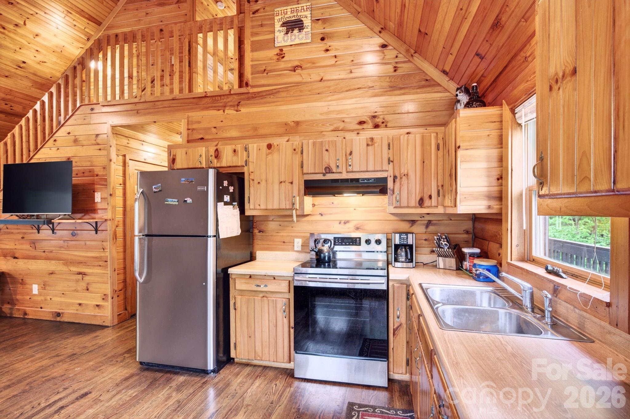 309 Doubleview Drive Property Photo 6