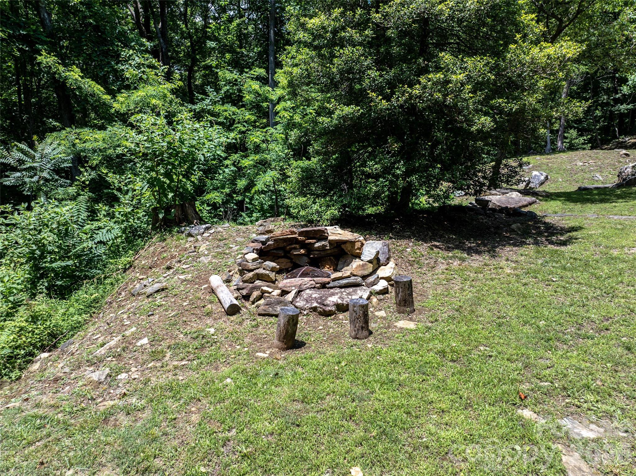 309 Doubleview Drive Property Photo 43
