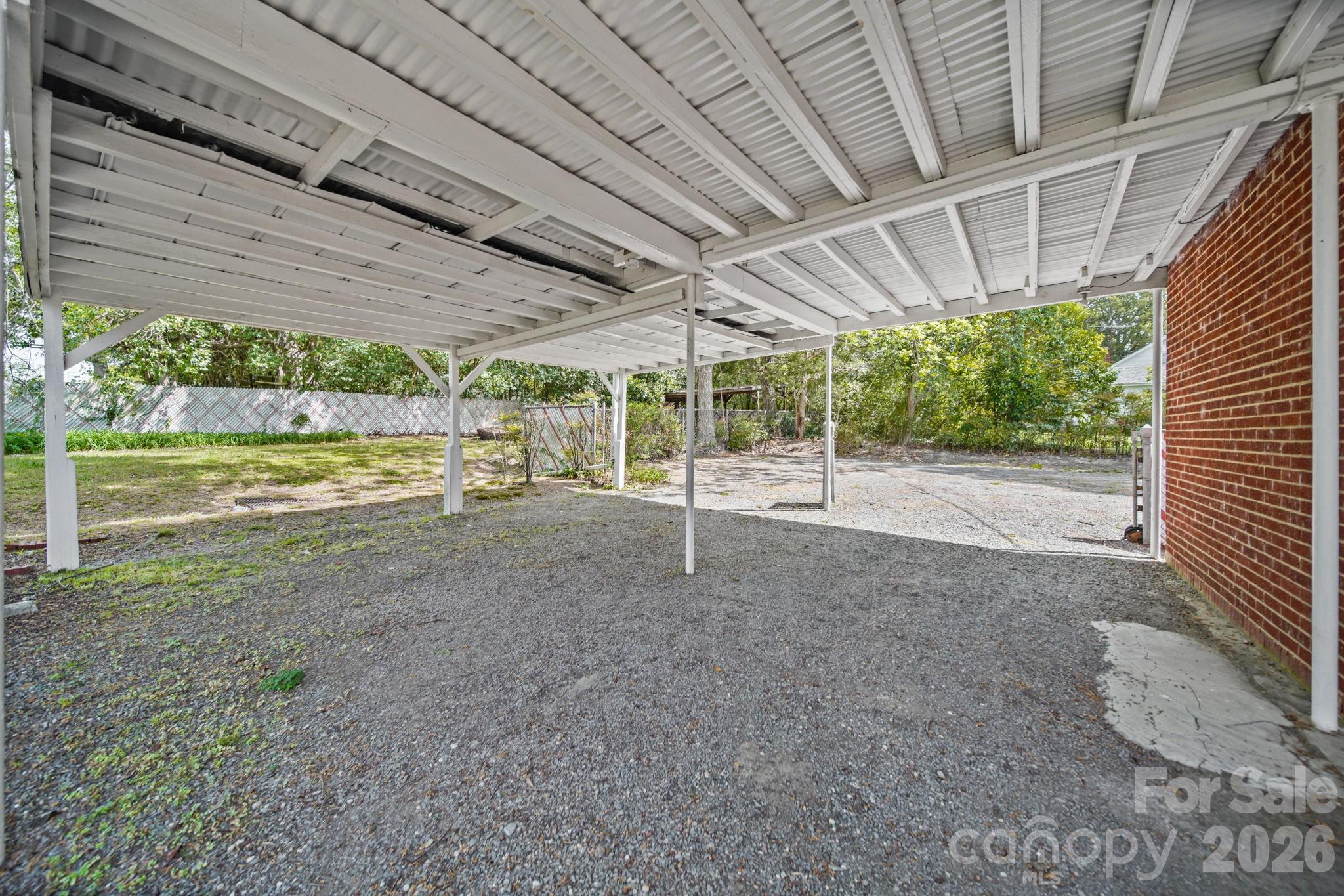 6811 E Highway 74 Boulevard Property Photo 10