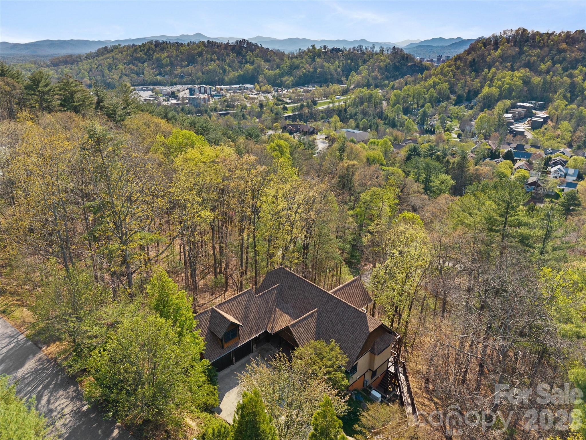 5 Stegall Lane Property Photo 7
