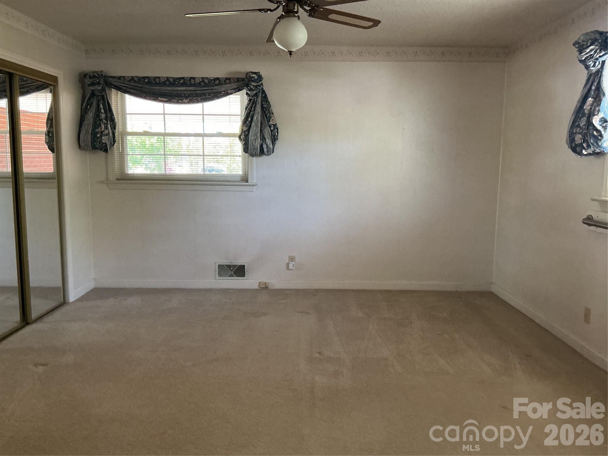 219 N Central Avenue Property Photo 30