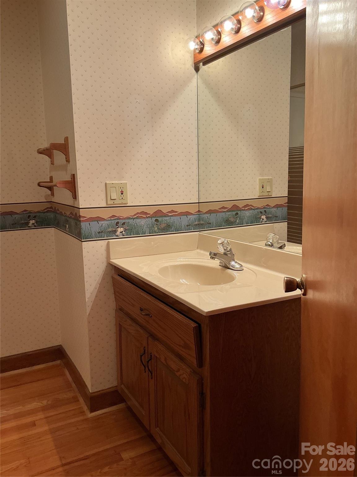 219 N Central Avenue Property Photo 39