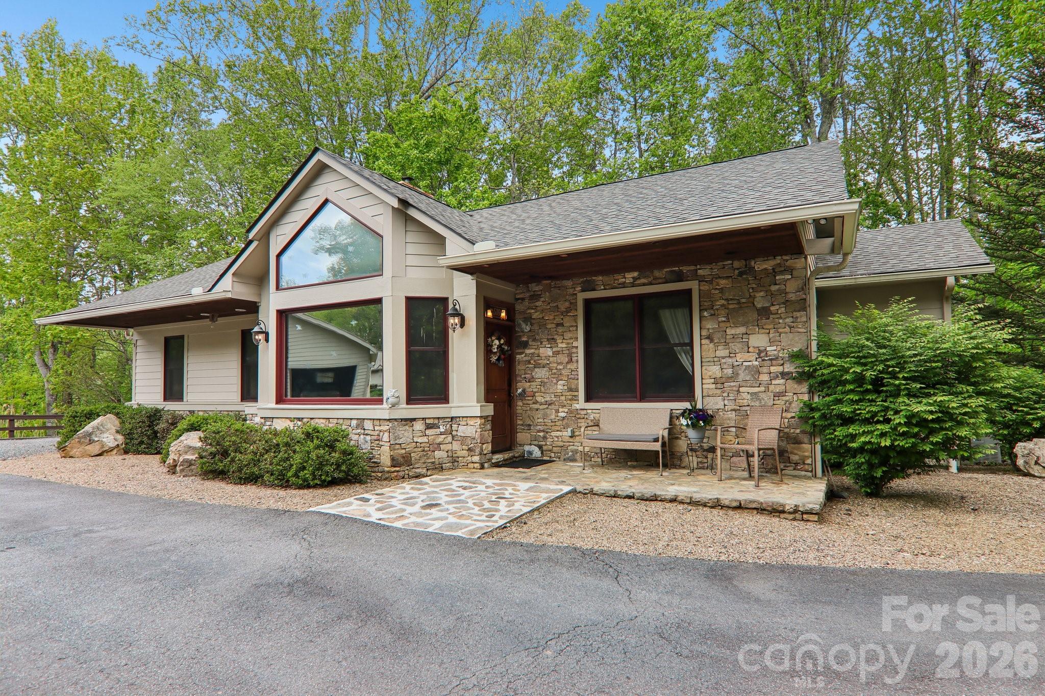 519 Susanna Cove Road 8 Property Photo 5