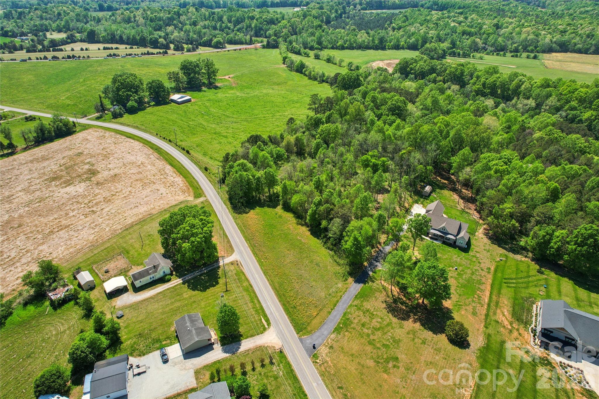 1025 Patterson Farm Road Property Photo 3