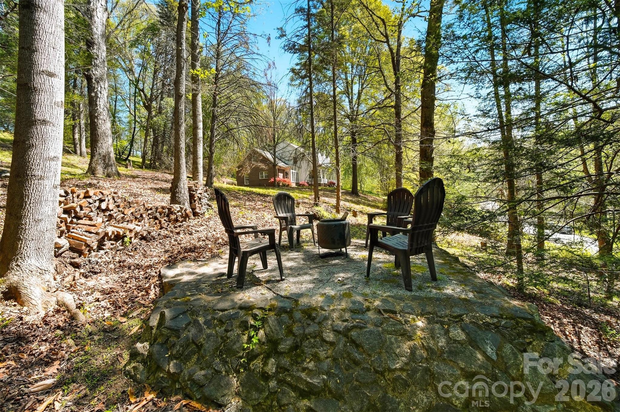 401 Stonecroft Drive Property Photo 31
