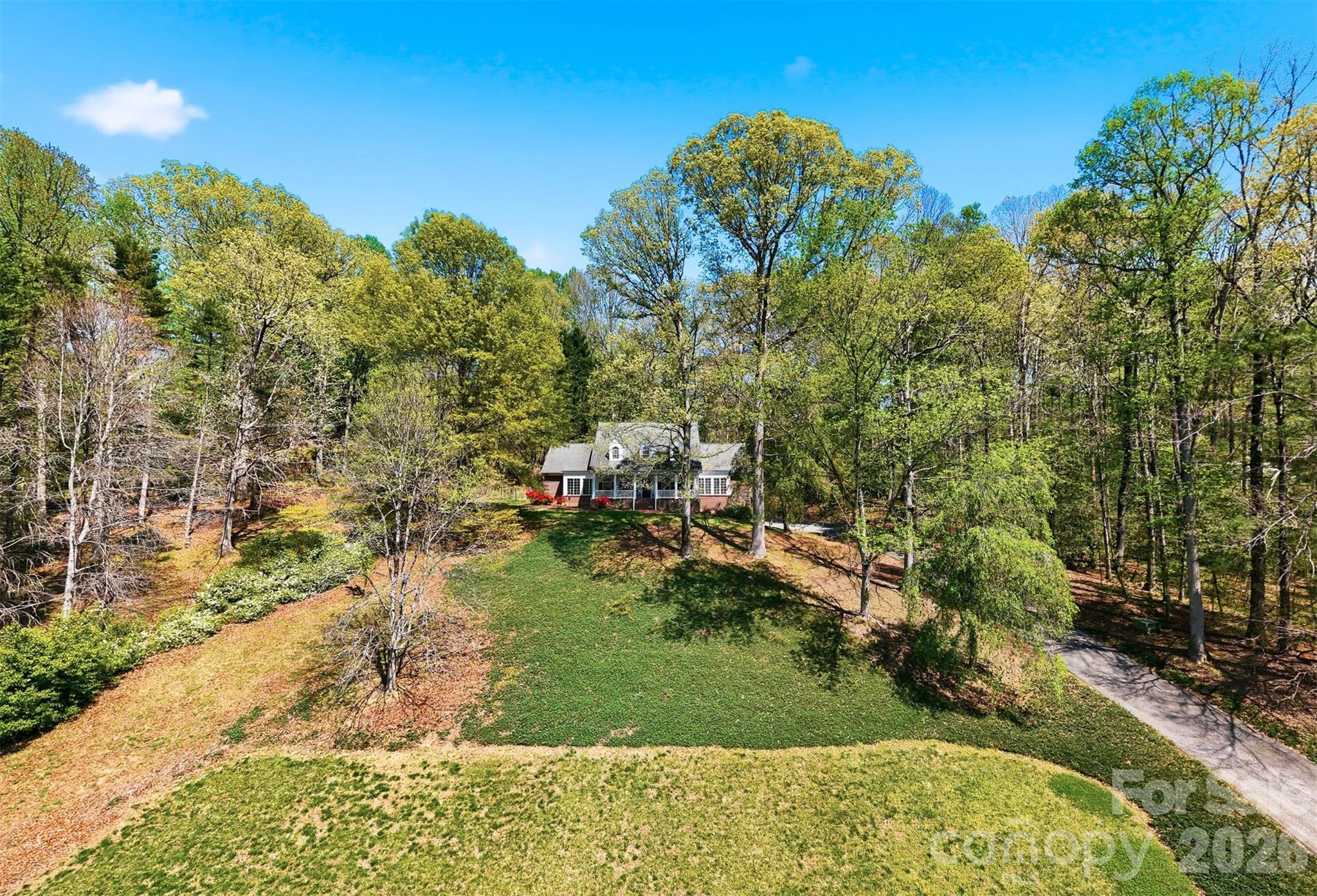 401 Stonecroft Drive Property Photo 33