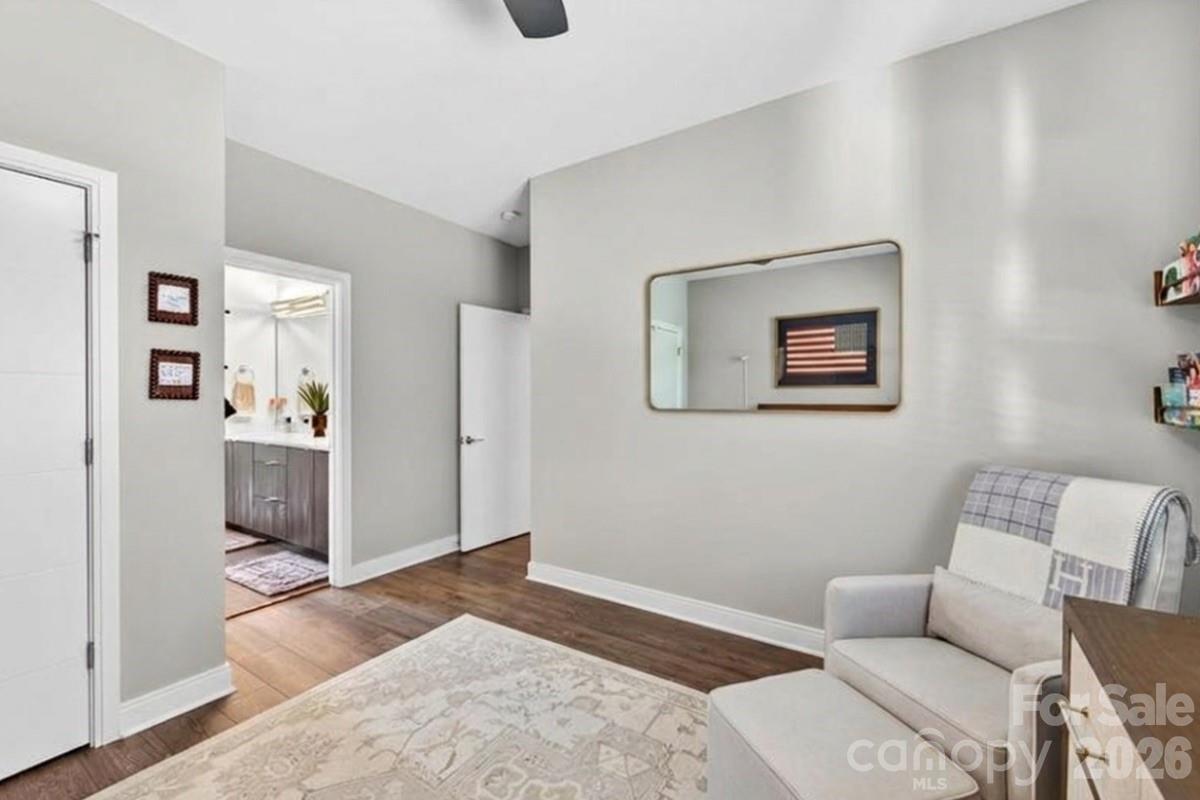 1310 Levy Way Property Photo 22