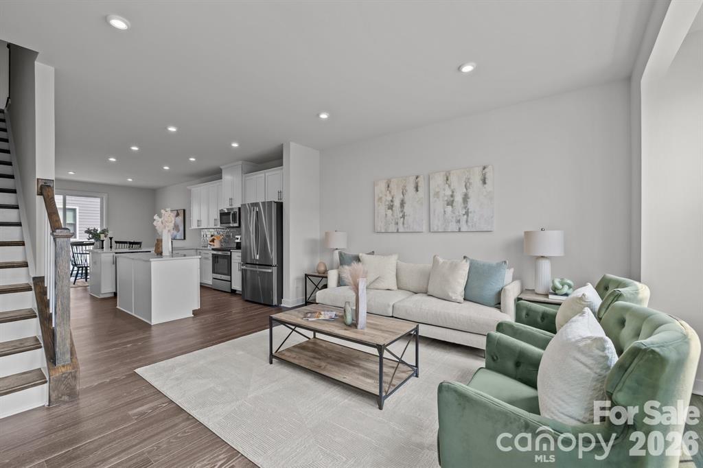 3737 S Tryon Street Property Photo 5